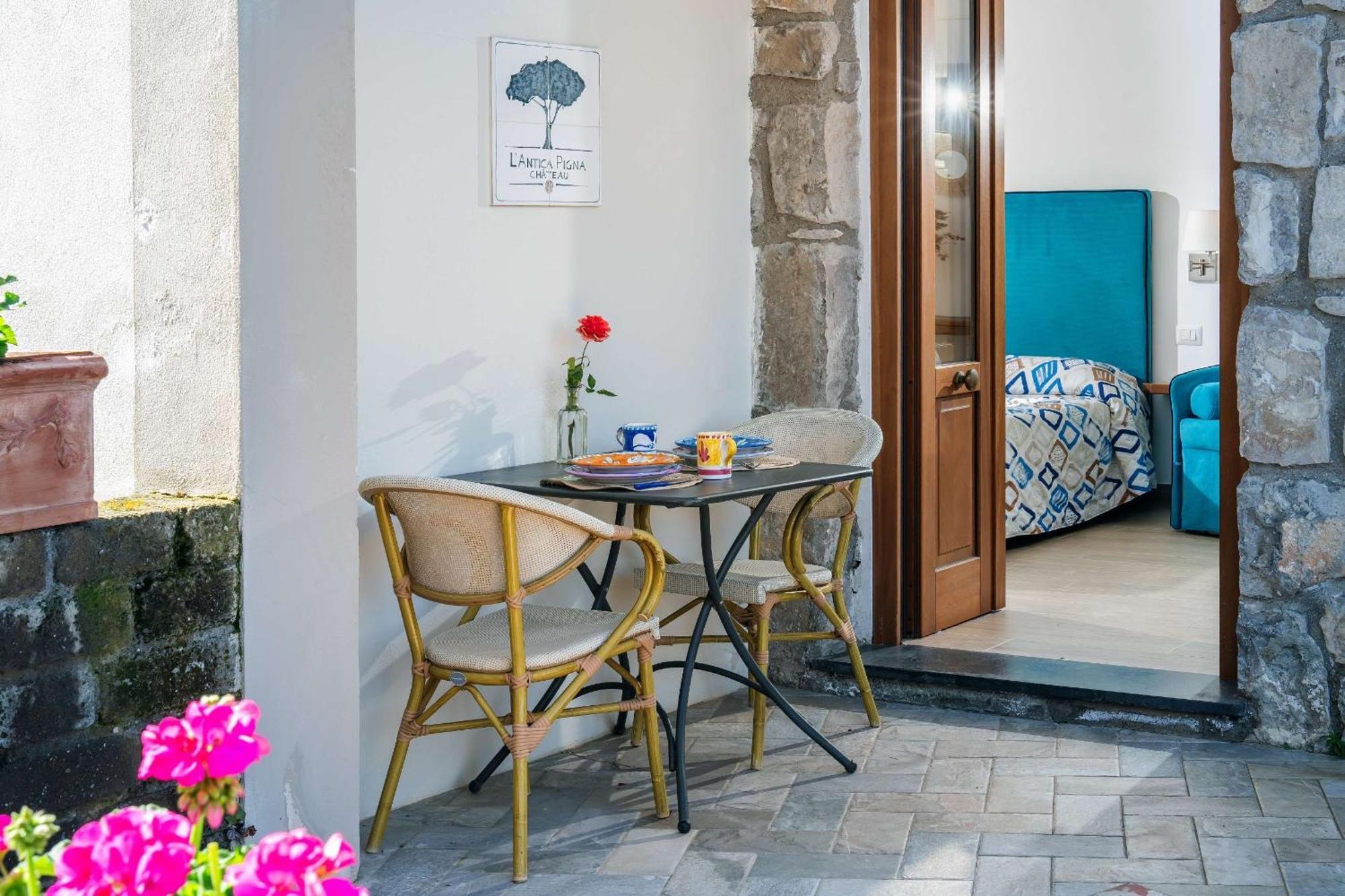 L'Antica Pigna Chateau 비코에쿠엔세 외부 사진